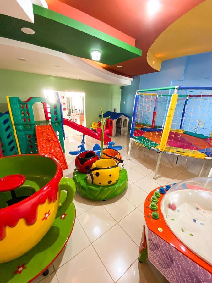 Constantino Hotel E Eventos Juiz de Fora Luaran gambar An indoor playground