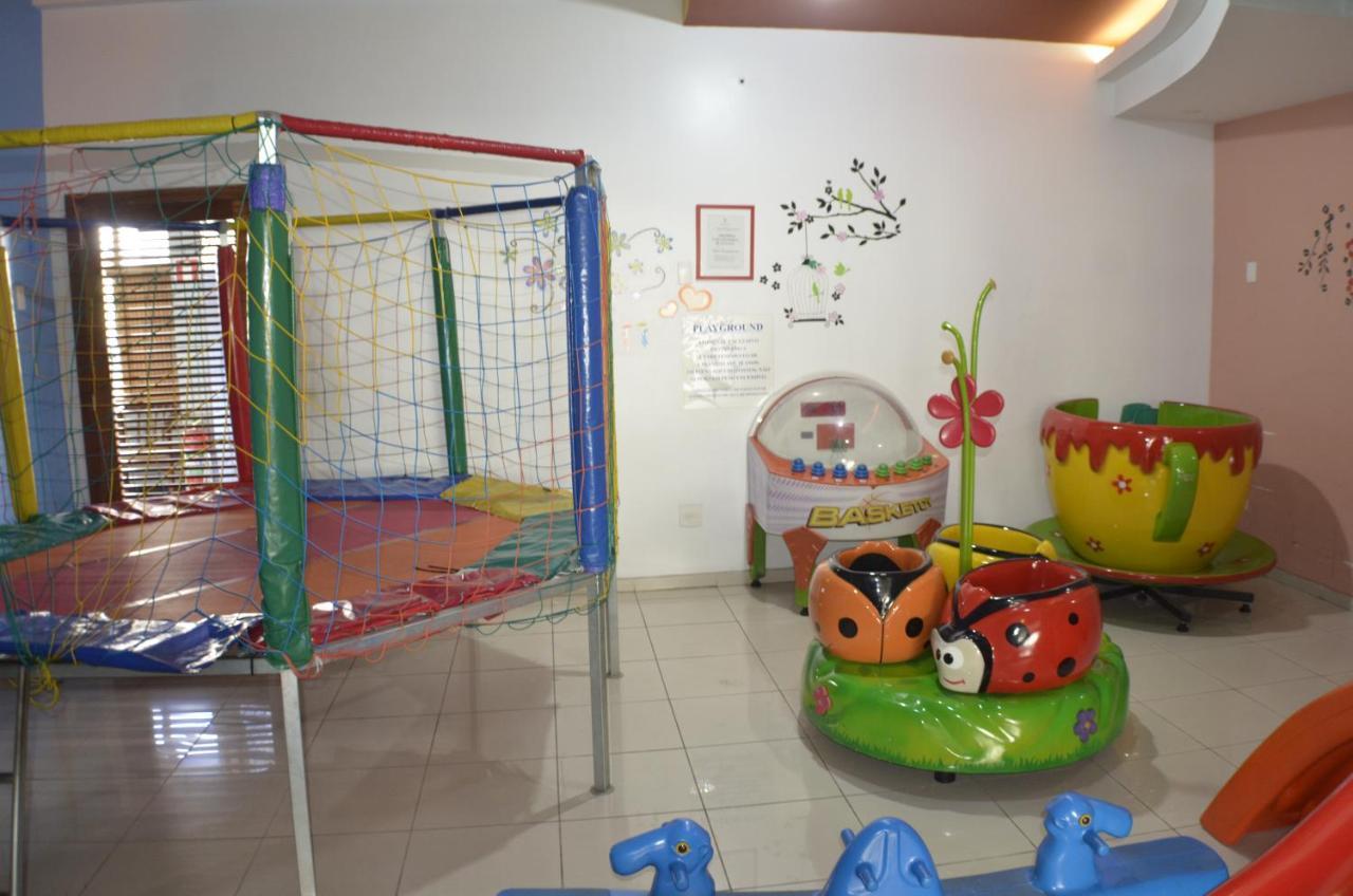 Constantino Hotel E Eventos Juiz de Fora Luaran gambar A children's play area in a shopping mall